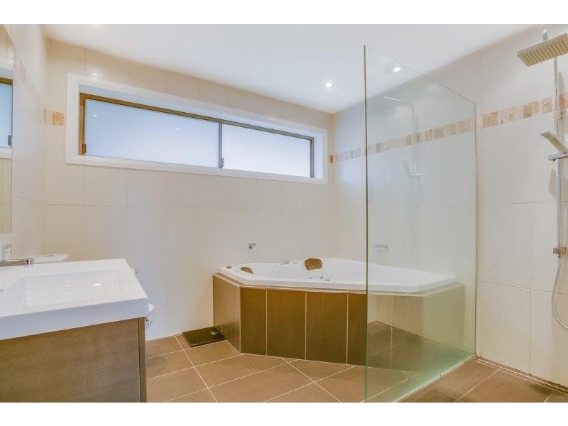 48 Hingston Cres, Norwood TAS 7250