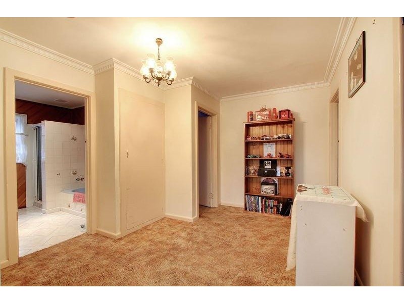 16 Waroona Street, Youngtown TAS 7249