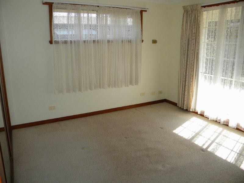 2/4 Helmsley Avenue, West Launceston TAS 7250