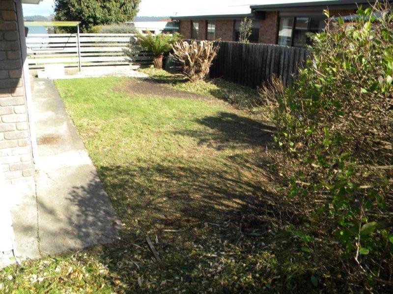 2/4 Helmsley Avenue, West Launceston TAS 7250