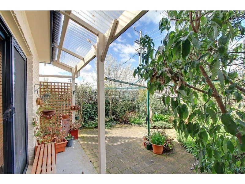 2/9 Maple Glade, Newstead TAS 7250