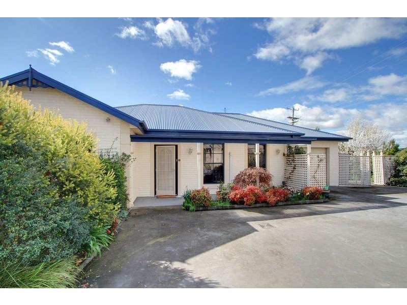 2/9 Maple Glade, Newstead TAS 7250