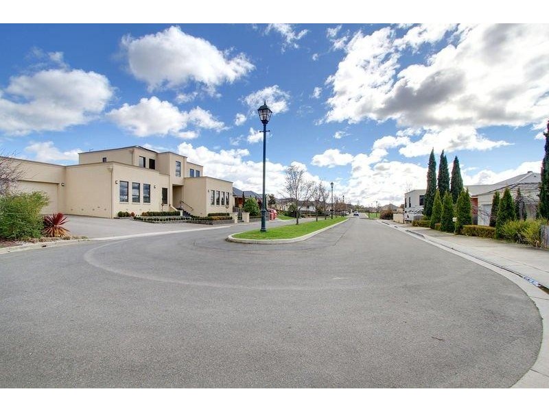 2/9 Maple Glade, Newstead TAS 7250