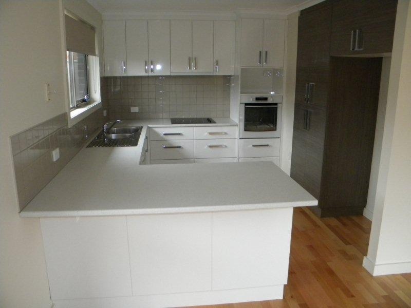 2/4 Talus Place, Prospect TAS 7250