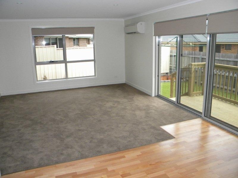 2/4 Talus Place, Prospect TAS 7250