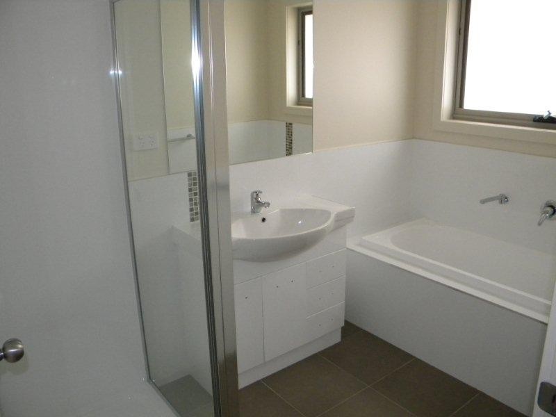 2/4 Talus Place, Prospect TAS 7250