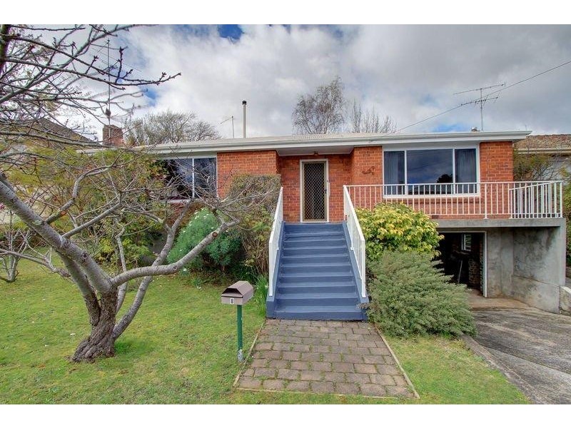 8 Colgrave Street, Trevallyn TAS 7250