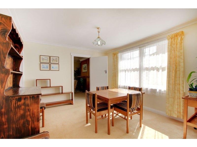 8 Colgrave Street, Trevallyn TAS 7250