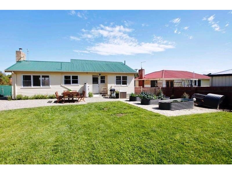 14 Sayer Street, Newnham TAS 7248