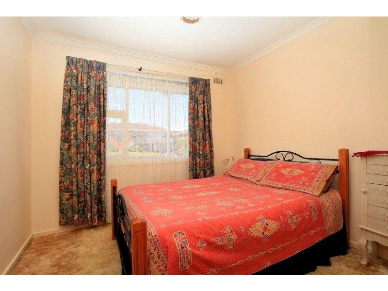 13 Julie Cres, Newnham TAS 7248