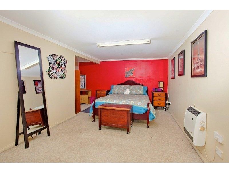 13 Julie Cres, Newnham TAS 7248