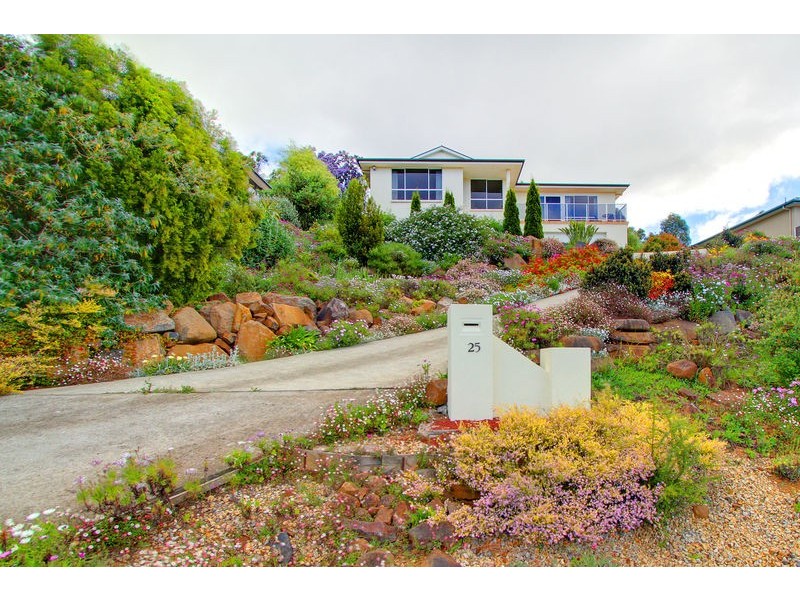 25 Allison Avenue, Riverside TAS 7250