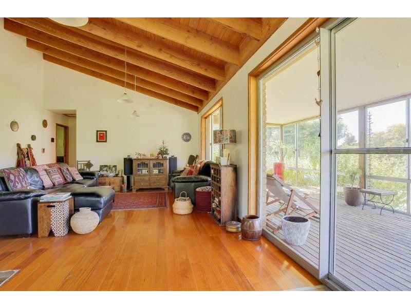 18 Swan Drive, Swan Bay TAS 7252