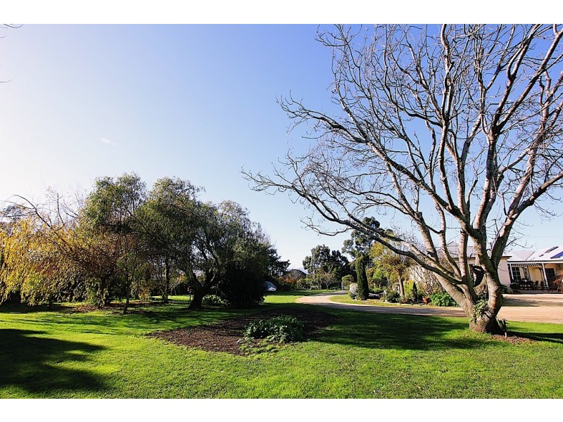 854 Hobart Road, Breadalbane TAS 7258