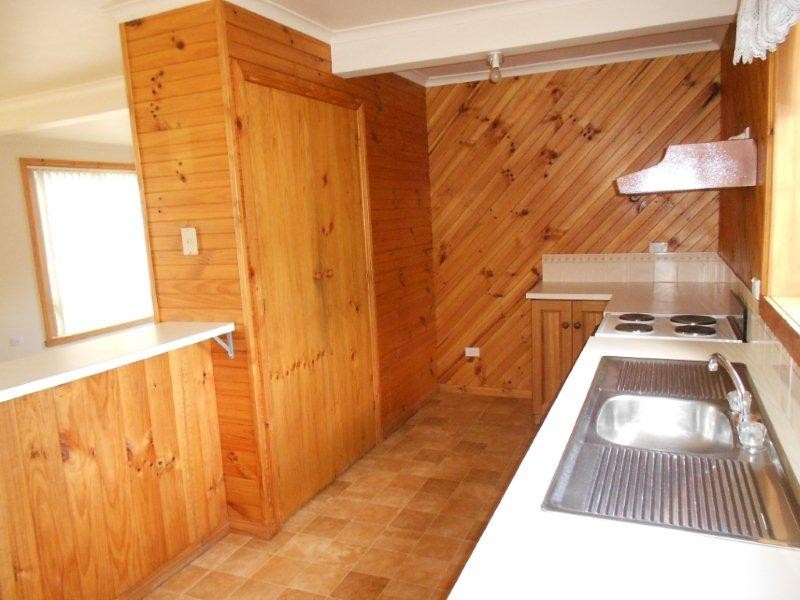 1/32 Kertch Road, St Leonards TAS 7250