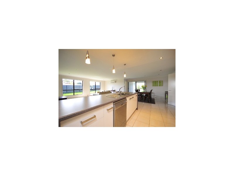 21 Comice Place, Newnham TAS 7248