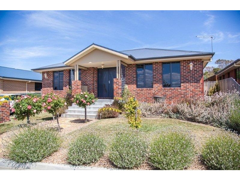 9/11 Walcorm Court, Riverside TAS 7250