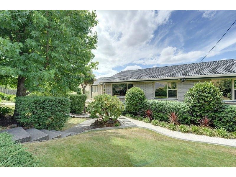 10 Floreat Crescent, Trevallyn TAS 7250