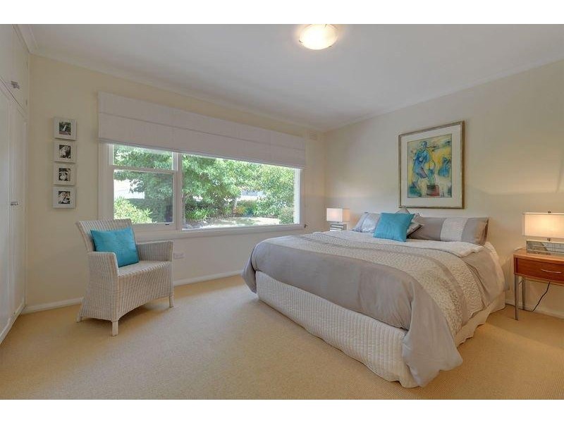 10 Floreat Crescent, Trevallyn TAS 7250