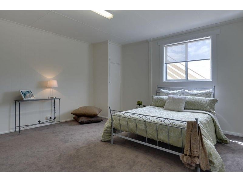 10 Floreat Crescent, Trevallyn TAS 7250