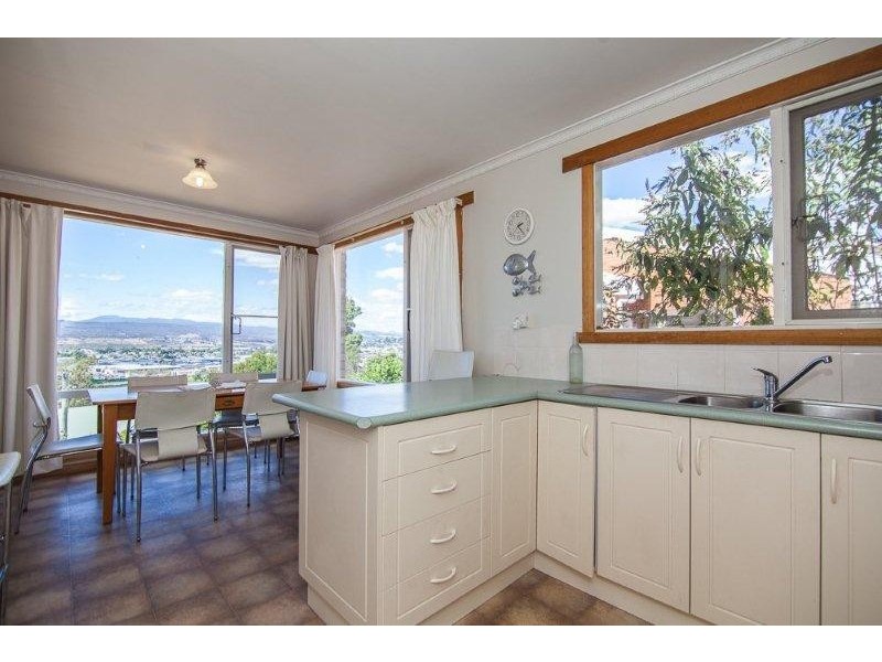 87 Forest Road, Trevallyn TAS 7250