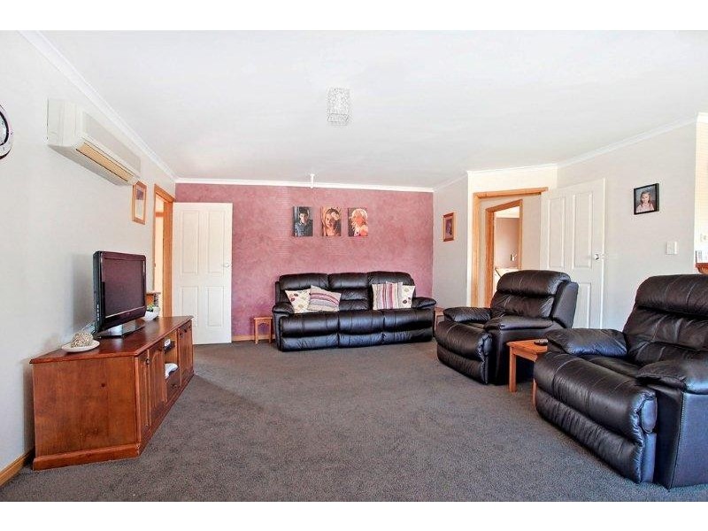 10 Molecombe Drive, Prospect TAS 7250