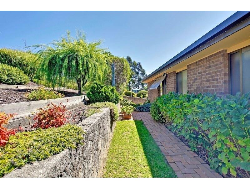 1 Emily Close, Riverside TAS 7250