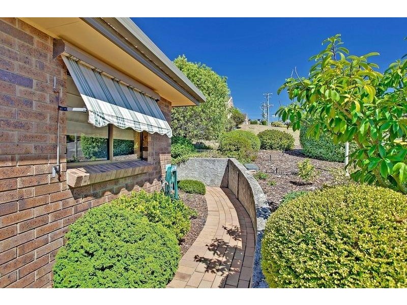 1 Emily Close, Riverside TAS 7250