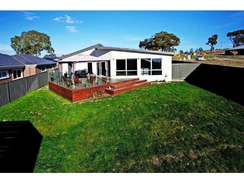 1 Streamside Court, Kings Meadows TAS 7249