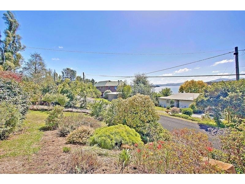 8 – 12 Paringa Avenue, Lanena TAS 7275