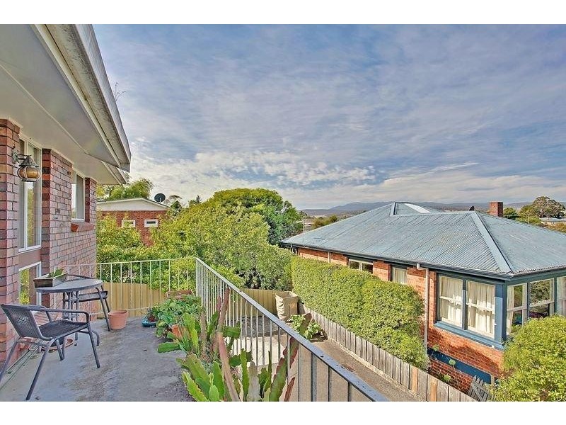 2/21A Normanstone Road, South Launceston TAS 7249