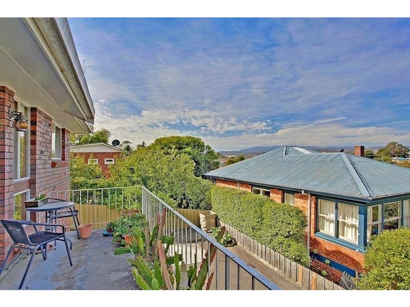 2/21A Normanstone Road, South Launceston TAS 7249