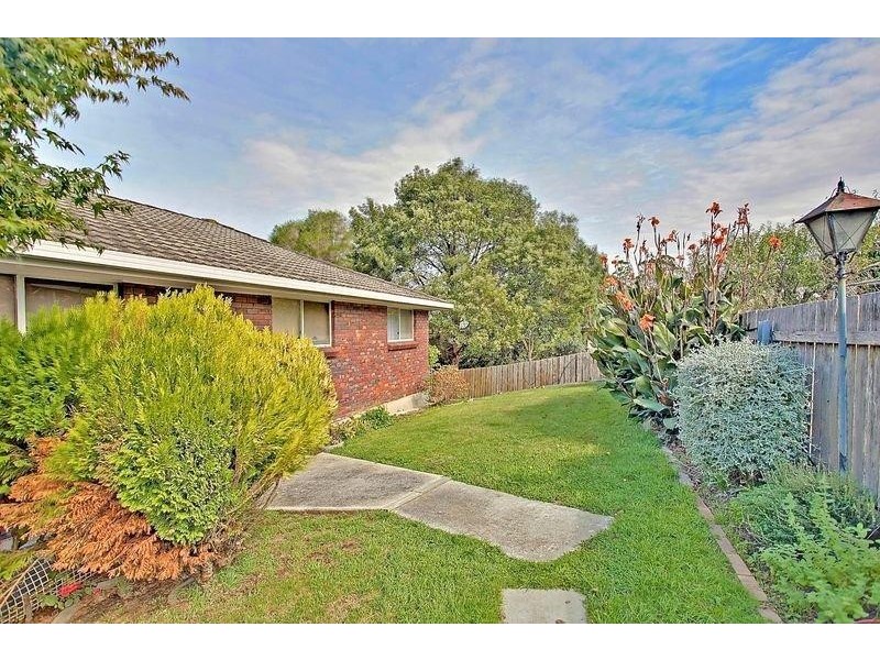 2/21A Normanstone Road, South Launceston TAS 7249