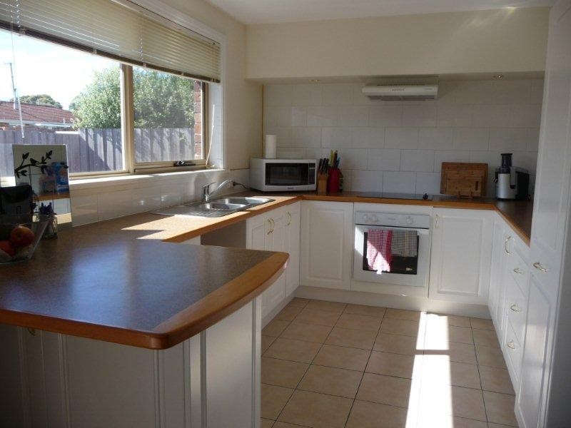 7 Pocket Place, Newnham TAS 7248