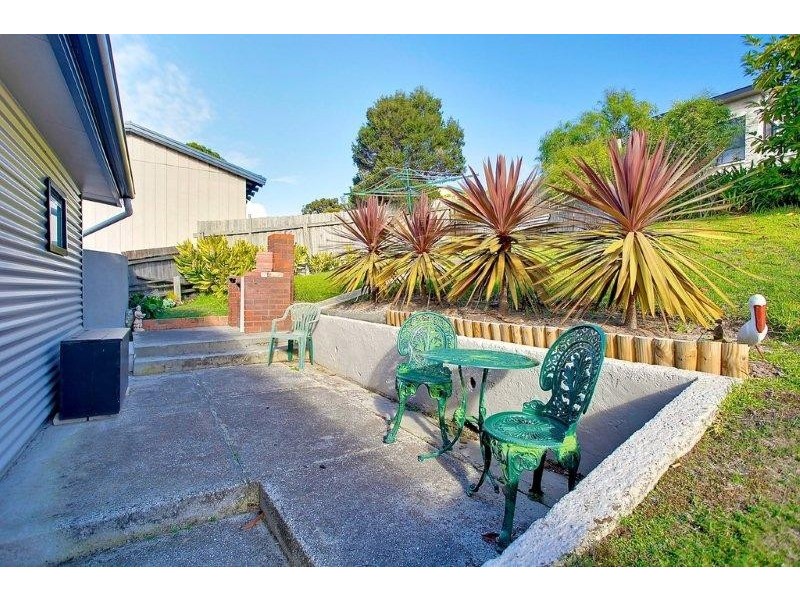 18 Beach Crescent, Greens Beach TAS 7270
