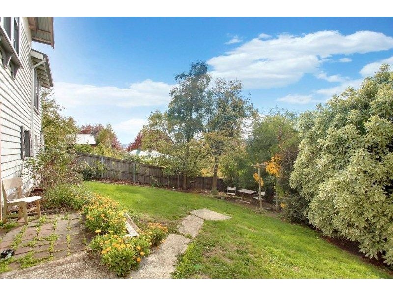 5 Churchill Crescent, Newstead TAS 7250