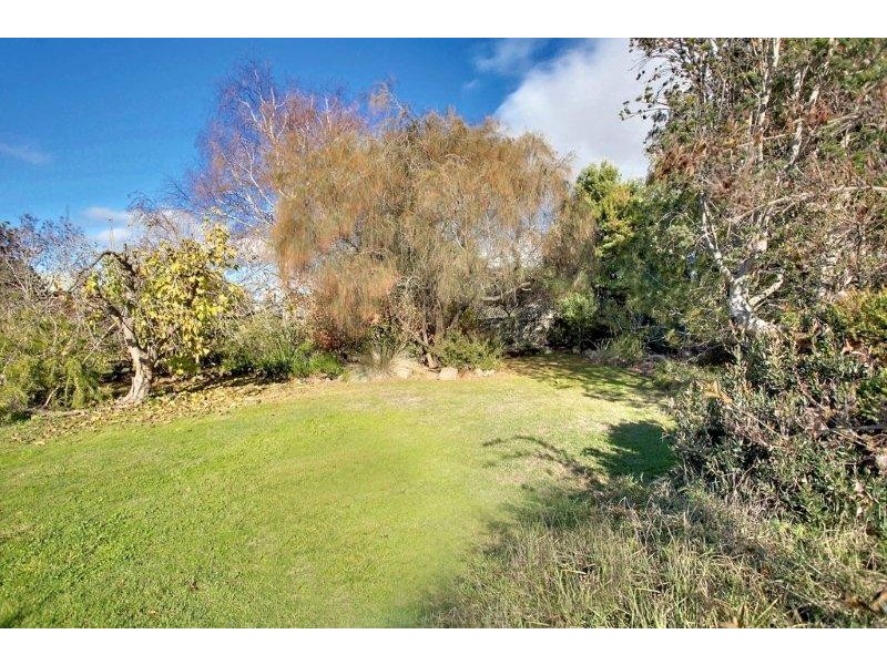 29 Taree Crescent, Gravelly Beach TAS 7276