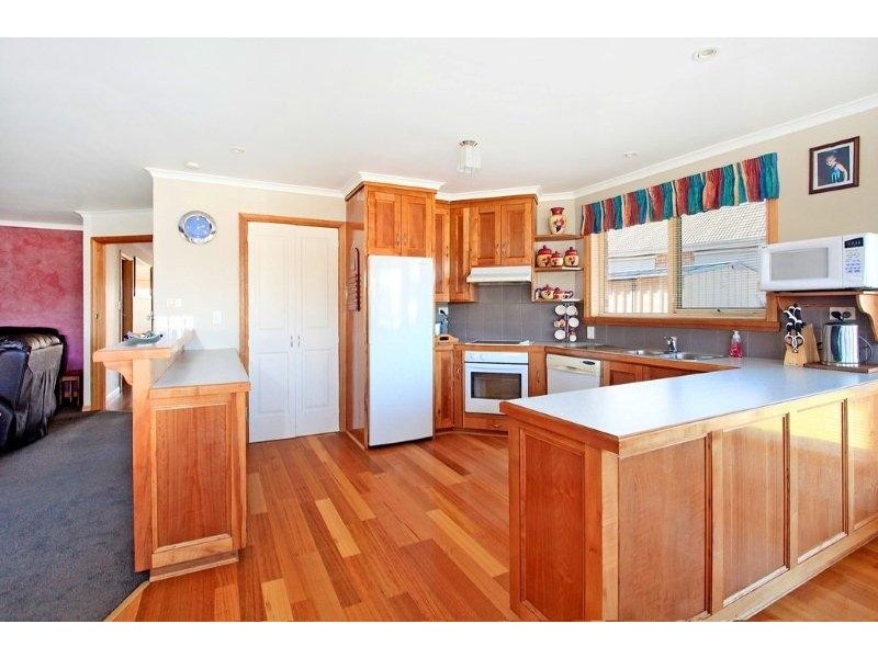 10 Molecombe Drive, Prospect TAS 7250