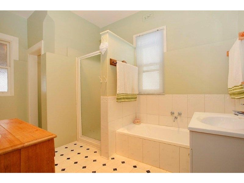 5 Churchill Crescent, Newstead TAS 7250