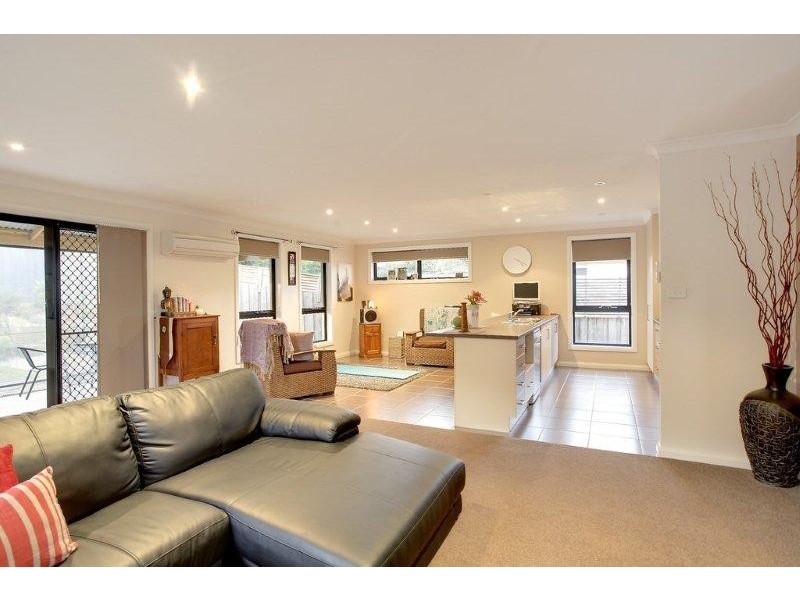 2/45 Poplar Parade, Youngtown TAS 7249