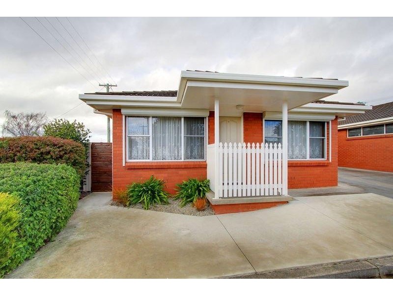 1/49 Riverdale Grove, Newstead TAS 7250