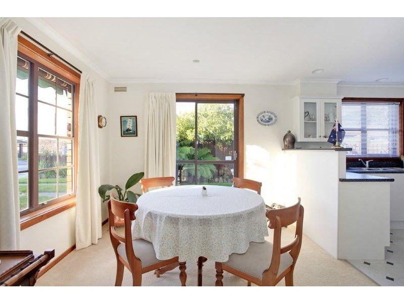 8 Denway Grove, Norwood TAS 7250