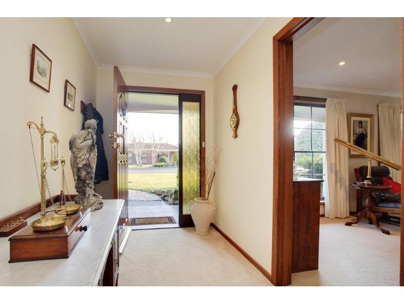 8 Denway Grove, Norwood TAS 7250