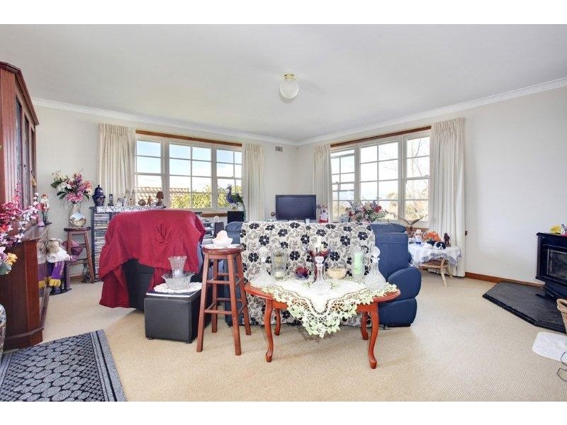 6 Ewart Place, Trevallyn TAS 7250