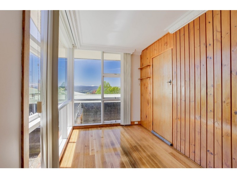 27 Vaux Street, West Launceston TAS 7250