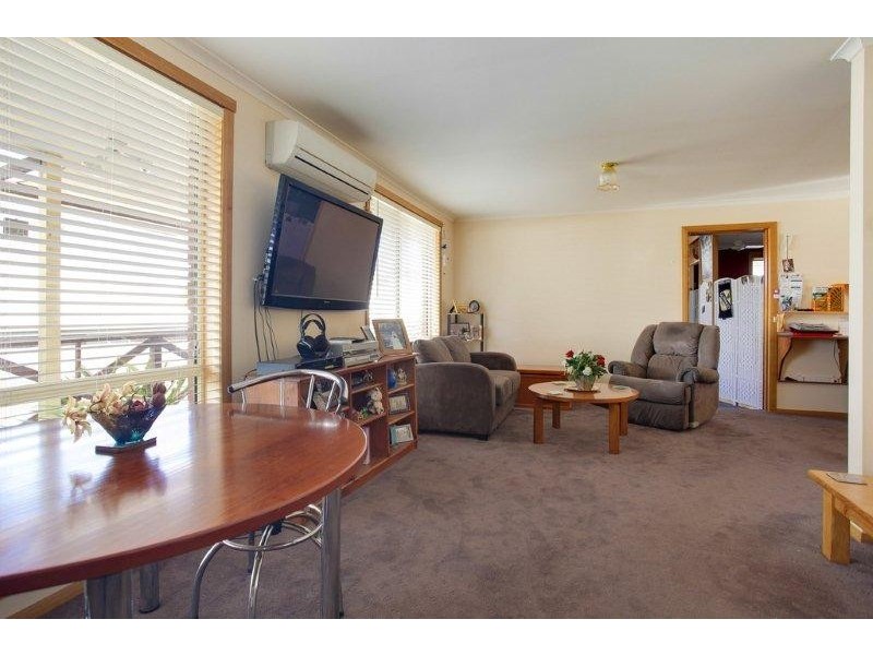 1/66 Gravelly Beach Road, Blackwall TAS 7275