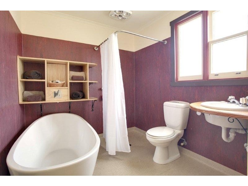 16 Victoria Street, Youngtown TAS 7249