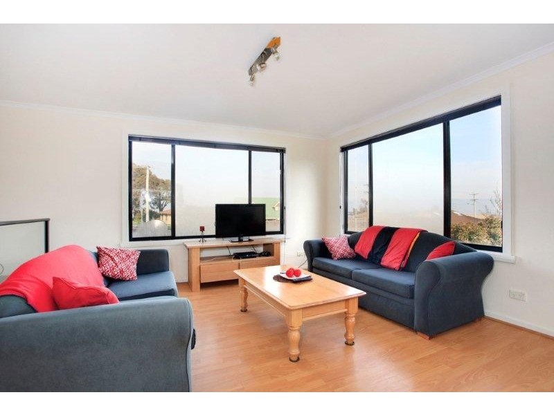 2/60 Franmaree Road, Newnham TAS 7248