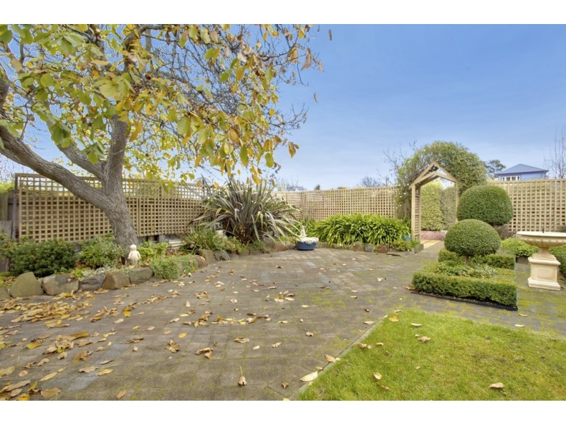 1 Dineen Street, Mowbray TAS 7248