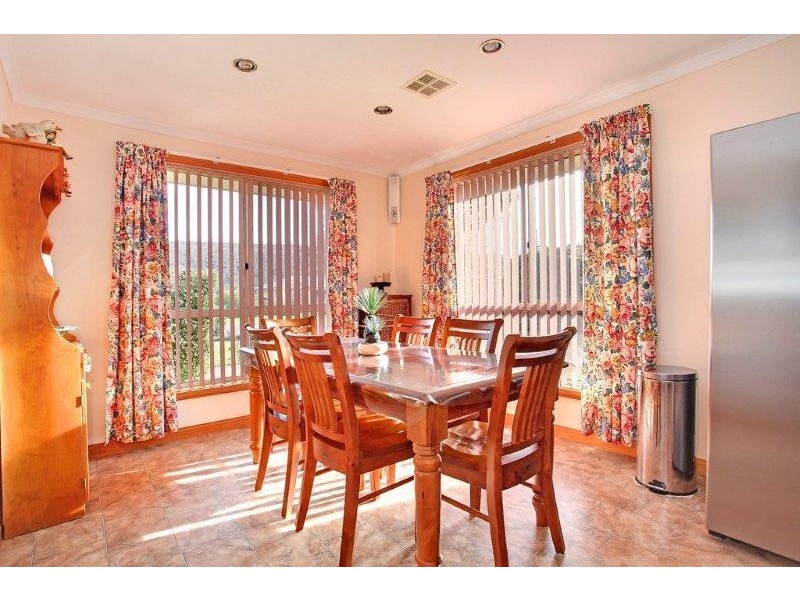 42 Pitcher Parade, Prospect Vale TAS 7250